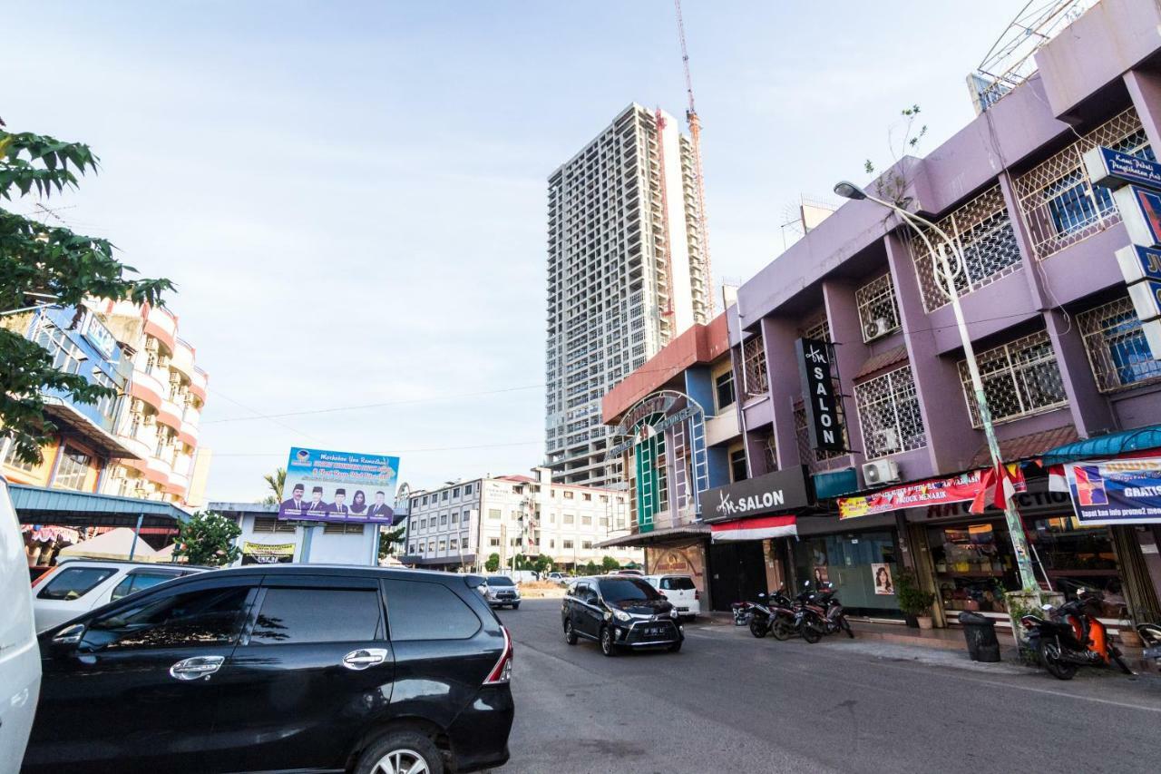 Lovina Inn - Nagoya Batam Exterior photo